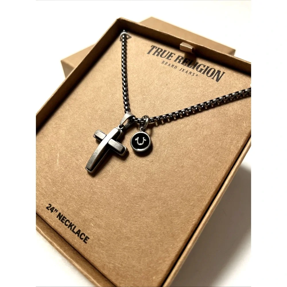 True Religion 🖤 make
